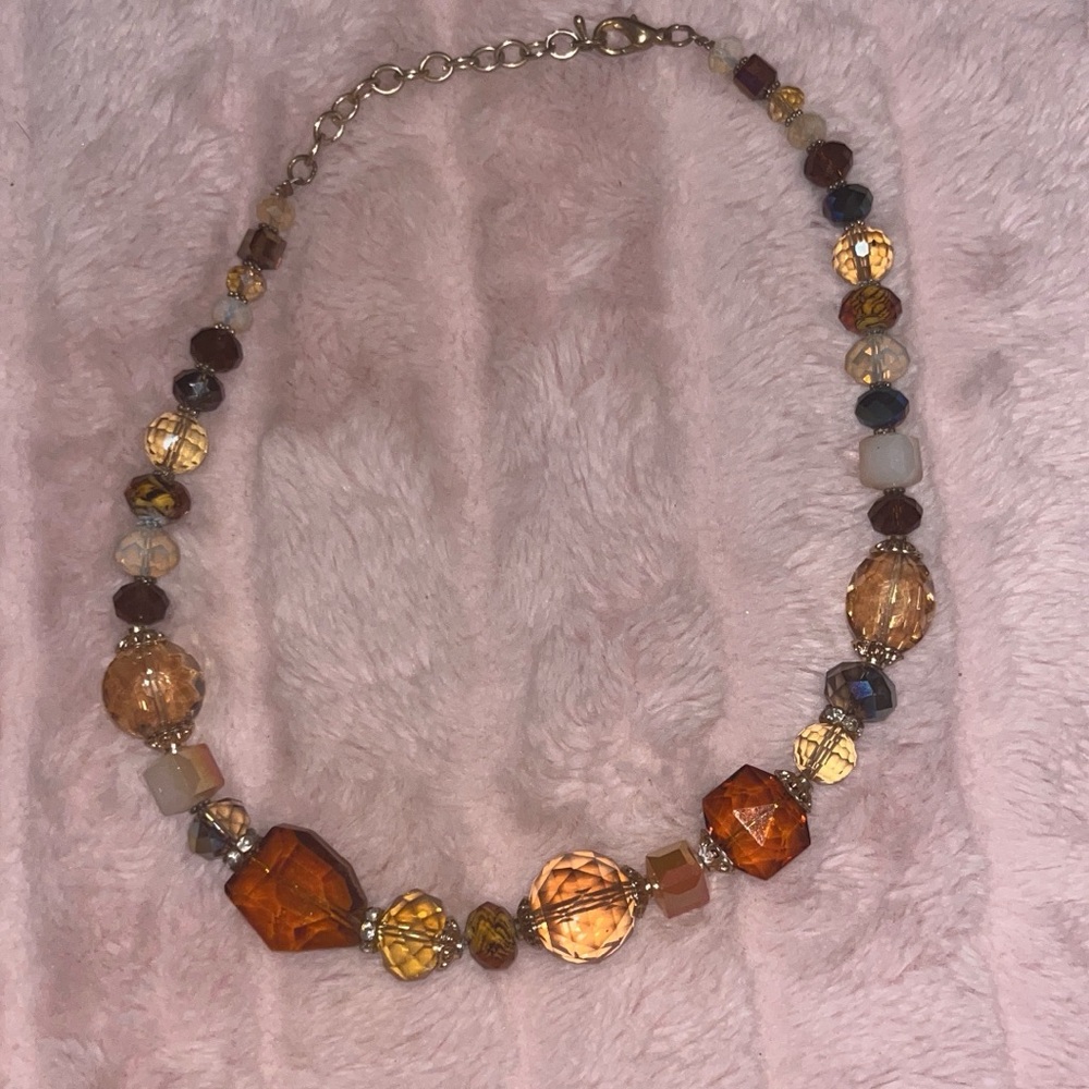 Elegant Beaded Necklace in Amber and Brown